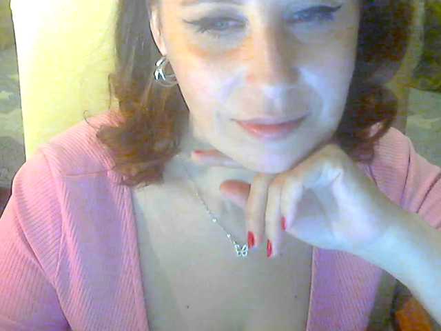 xJESSIxx's BongaCams show and profile