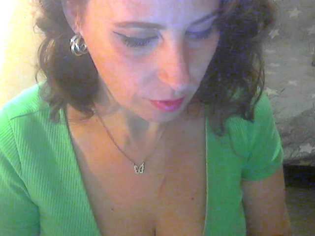xJESSIxx, live now on BongaCams