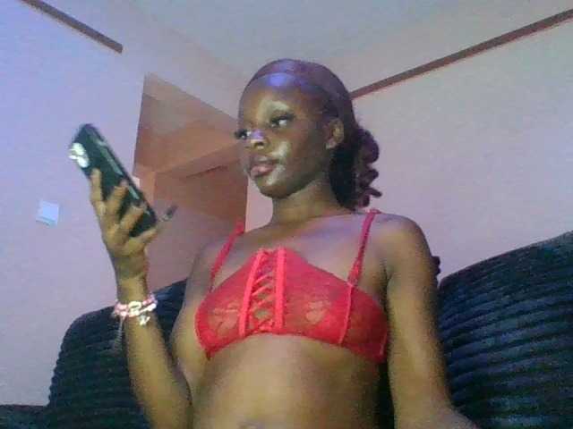 Xoxoteshy live cam on BongaCams