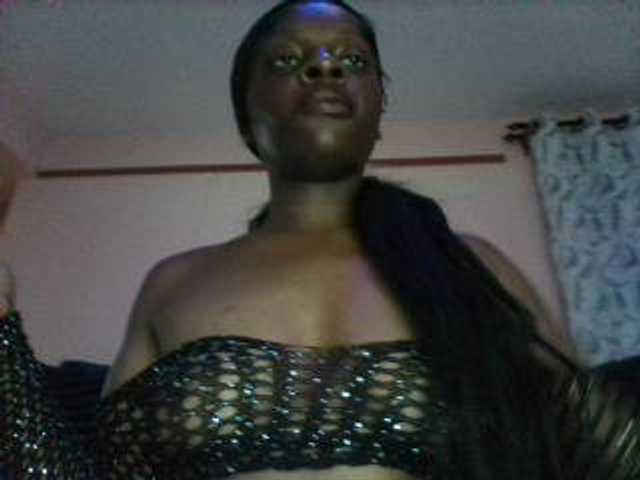 Xoxoteshy live cam on BongaCams