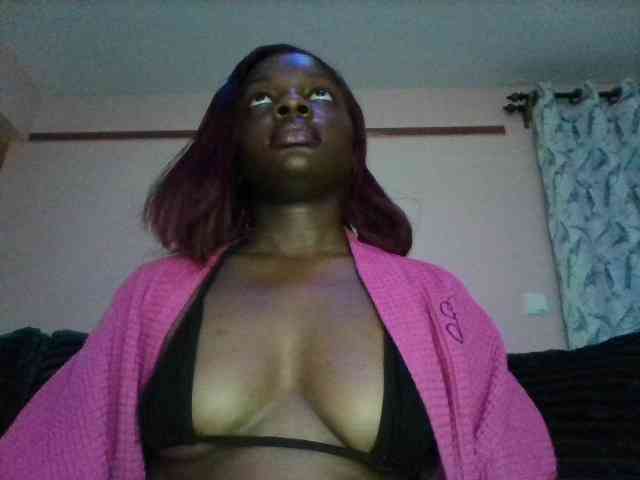Xoxoteshy webcam