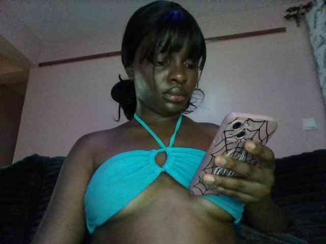 Xoxoteshy webcam
