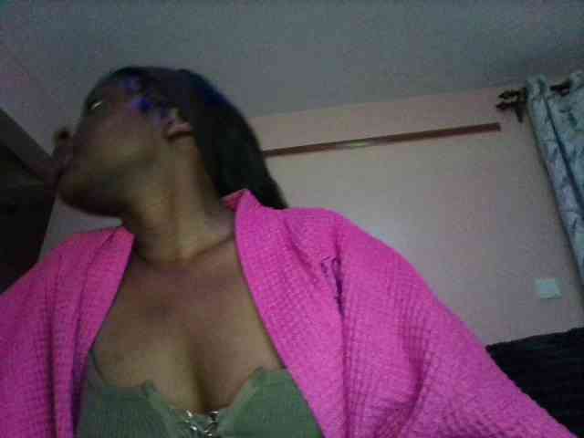 Xoxoteshy webcam