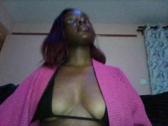 Xoxoteshy webcam