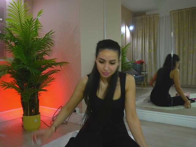 EmmaBlanco's BongaCams show and profile