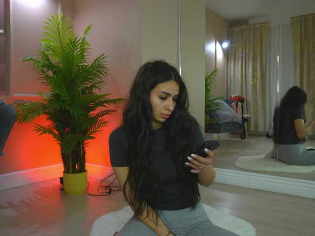 EmmaBlanco's BongaCams show and profile