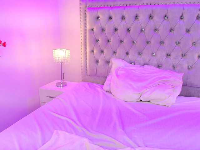 Ahilin-luther live cam on BongaCams