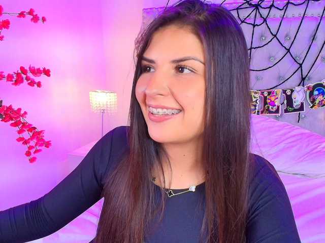 Ahilin-luther live cam on BongaCams