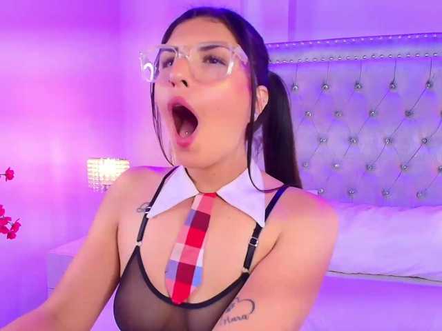 Ahilin-luther live cam on BongaCams