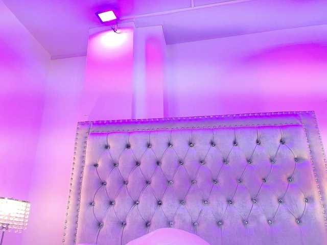 Ahilin-luther live cam on BongaCams