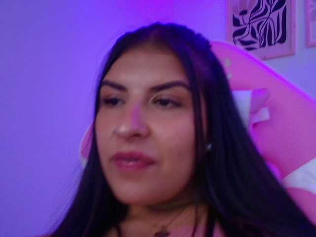 Ahilin-luther live cam on BongaCams