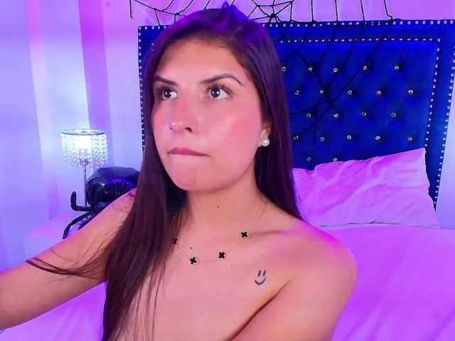 Ahilin-luther live cam on BongaCams