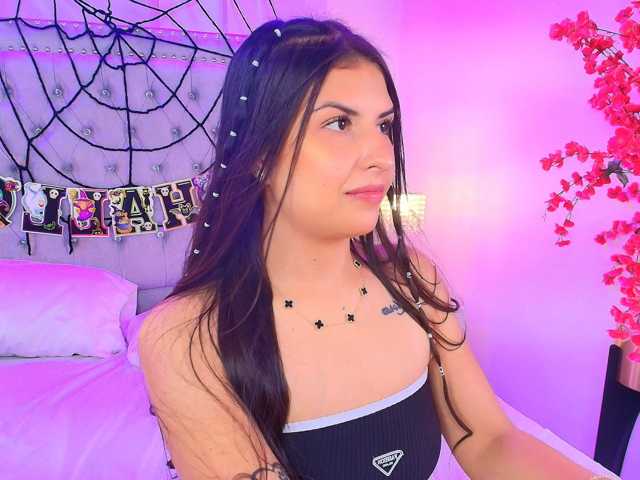 Ahilin-luther live cam on BongaCams