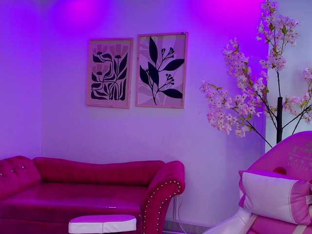 Ahilin-luther live cam on BongaCams