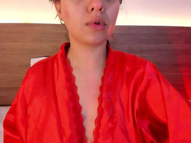 thamiina live cam on BongaCams