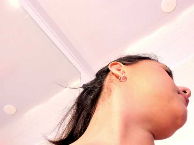 thamiina live cam on 