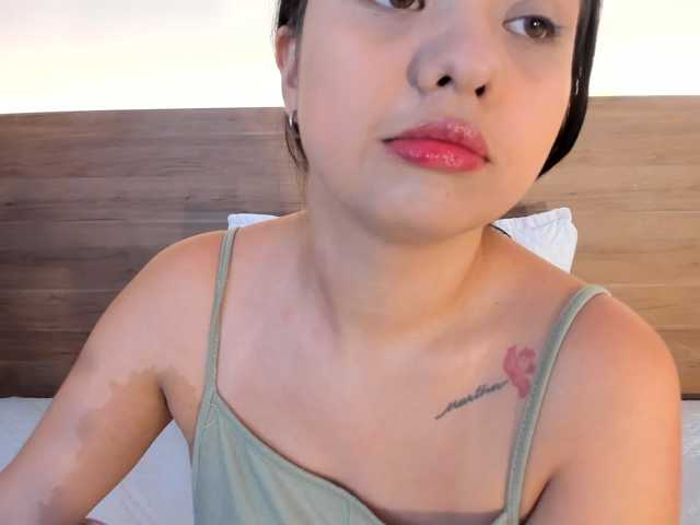 thamiina live cam on BongaCams