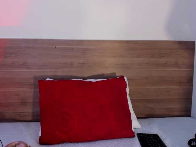 thamiina live cam on BongaCams