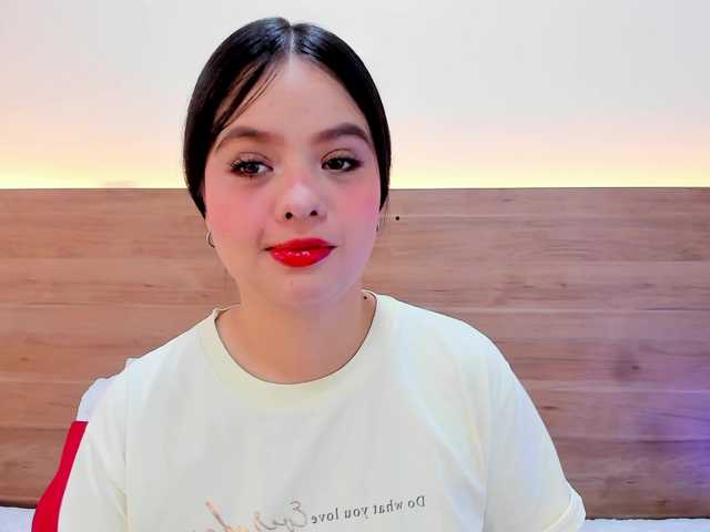 le modèle thamiina est en webcam porno dans un show sur le site bongacams, il possède les tags suivants: Latino/Hispanic,Brunette,Trimmed