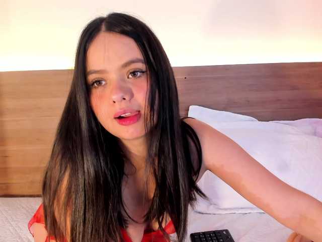 thamiina live cam on BongaCams