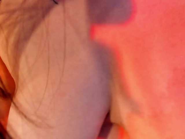 thamiina live cam on BongaCams