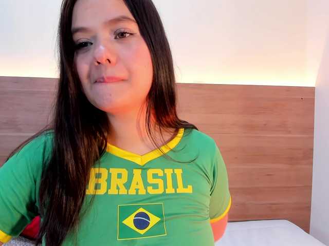 thamiina live cam on BongaCams