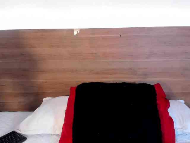 thamiina webcam