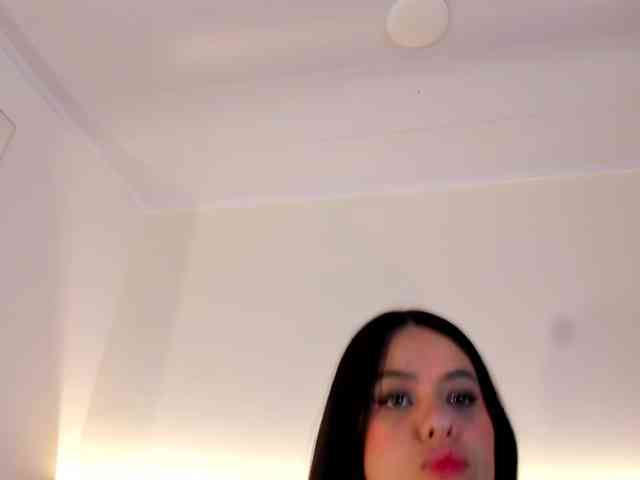 Modelo: thamiina