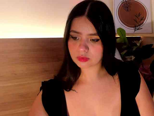 thamiina webcam