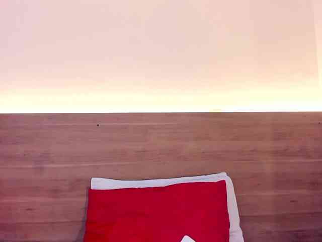 thamiina webcam