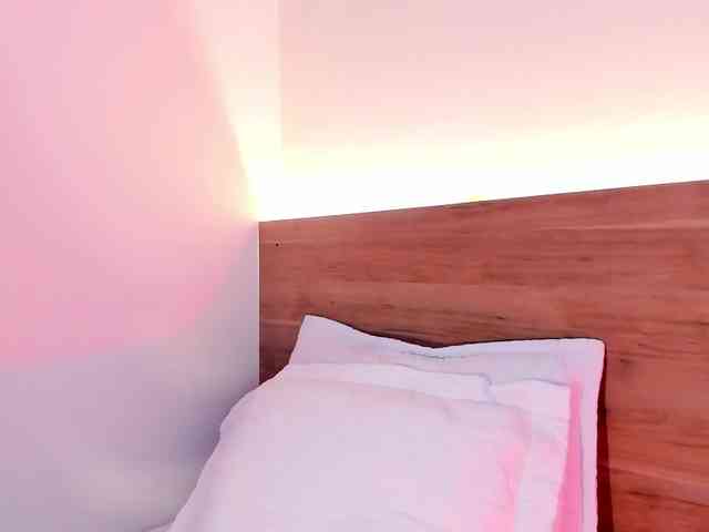 thamiina webcam