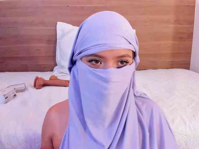 thamiina webcam