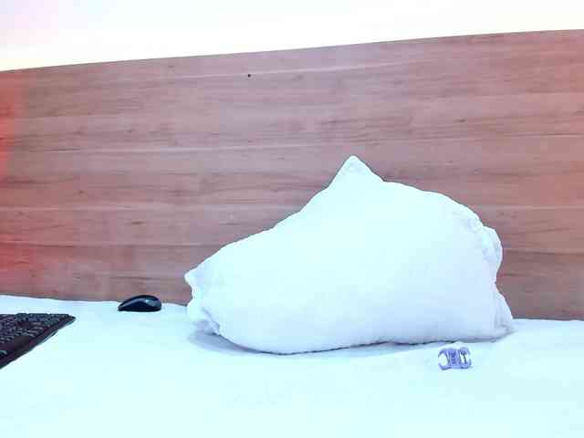 thamiina webcam