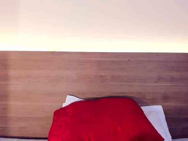 thamiina webcam
