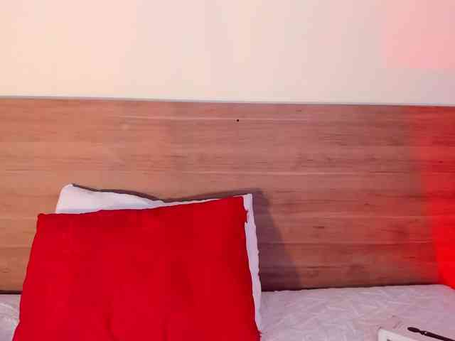 thamiina webcam