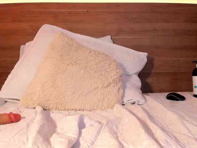 thamiina webcam