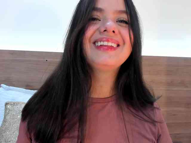 thamiina webcam