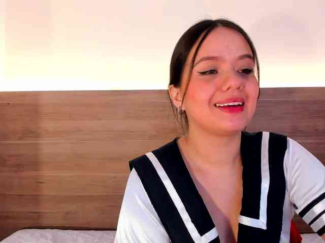 thamiina webcam
