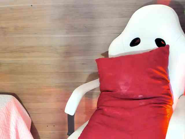 thamiina webcam