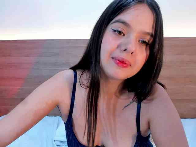 thamiina webcam