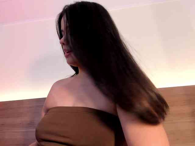 thamiina webcam