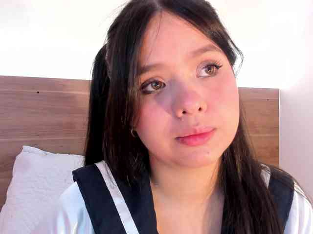 thamiina webcam