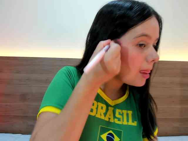 thamiina webcam