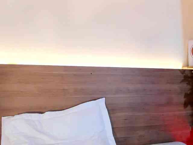 thamiina webcam