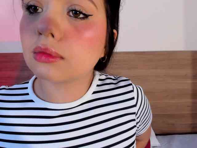 thamiina webcam