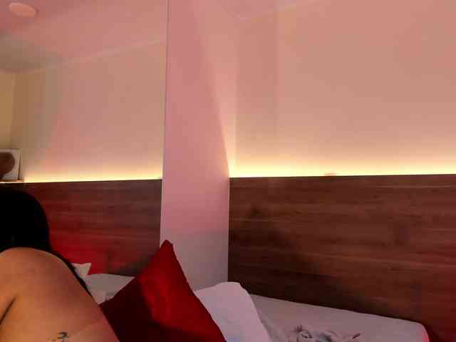 thamiina webcam