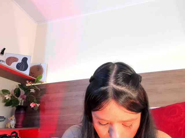 thamiina webcam