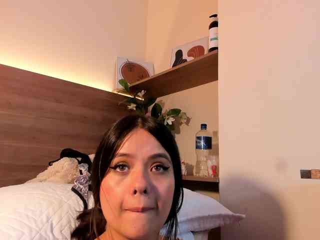 thamiina webcam