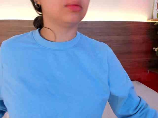 thamiina webcam
