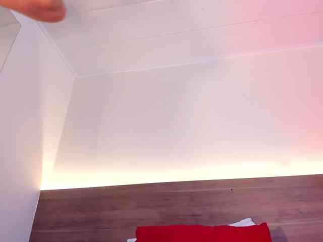 thamiina webcam